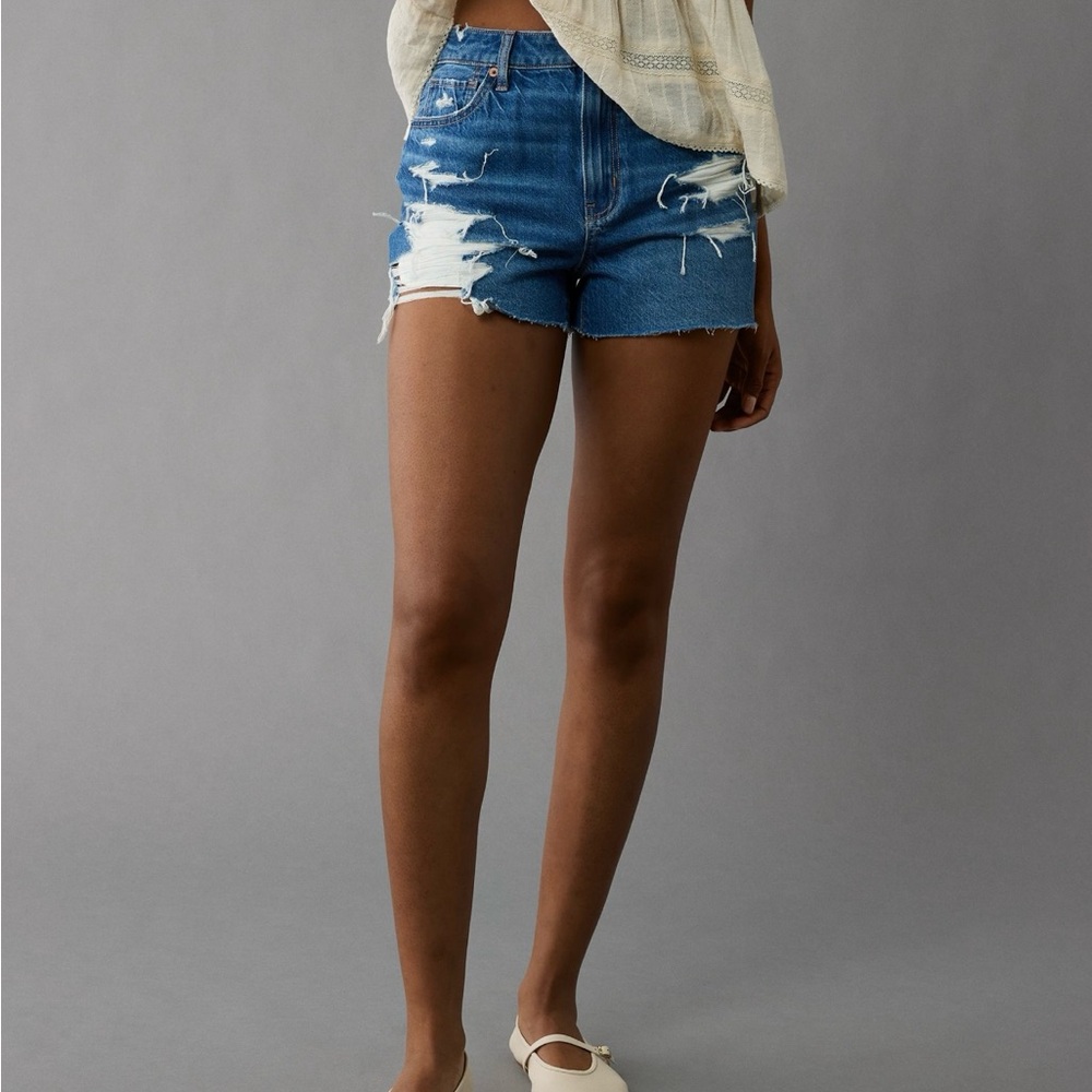 Distressed Mom Shorts NWT